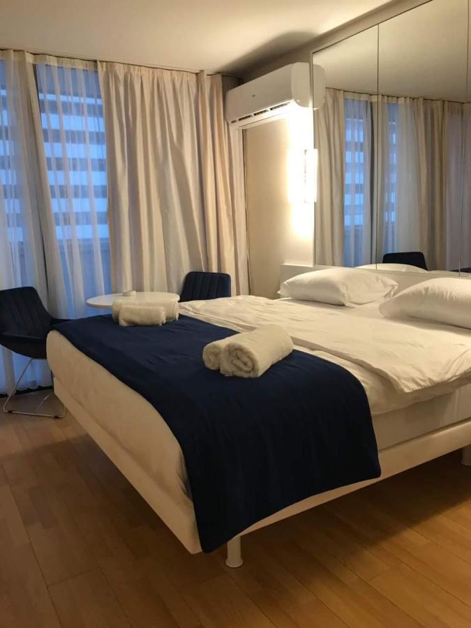 Apartment Twin Towers David Batumi Esterno foto