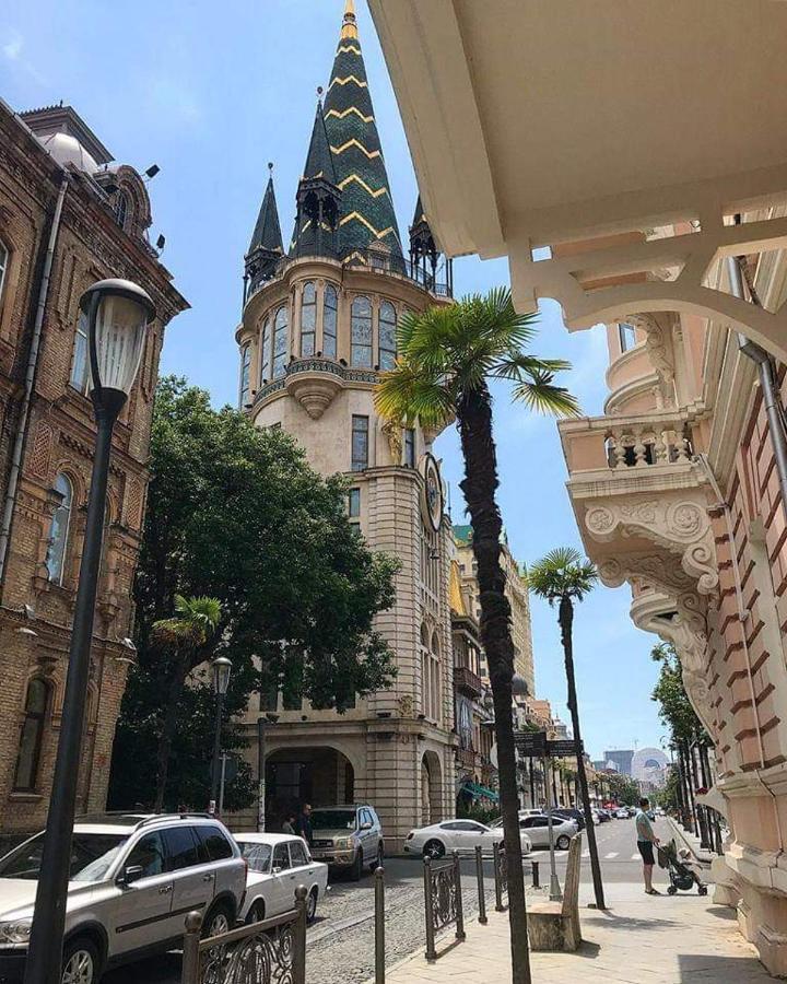 Apartment Twin Towers David Batumi Esterno foto